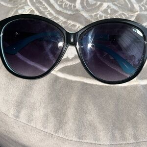 Nanette Lepore sunglasses